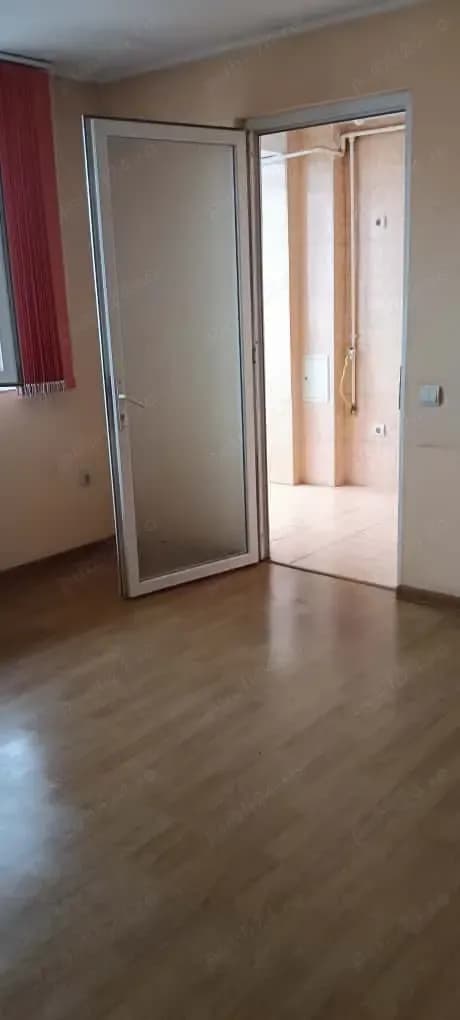 Proprietar  vând garsoniera sector 5 strada semanatorului 52