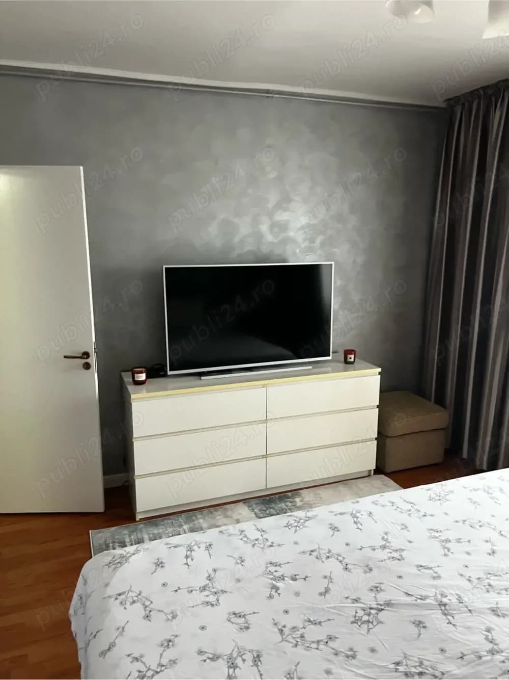 apartament 3camere,de vanzare