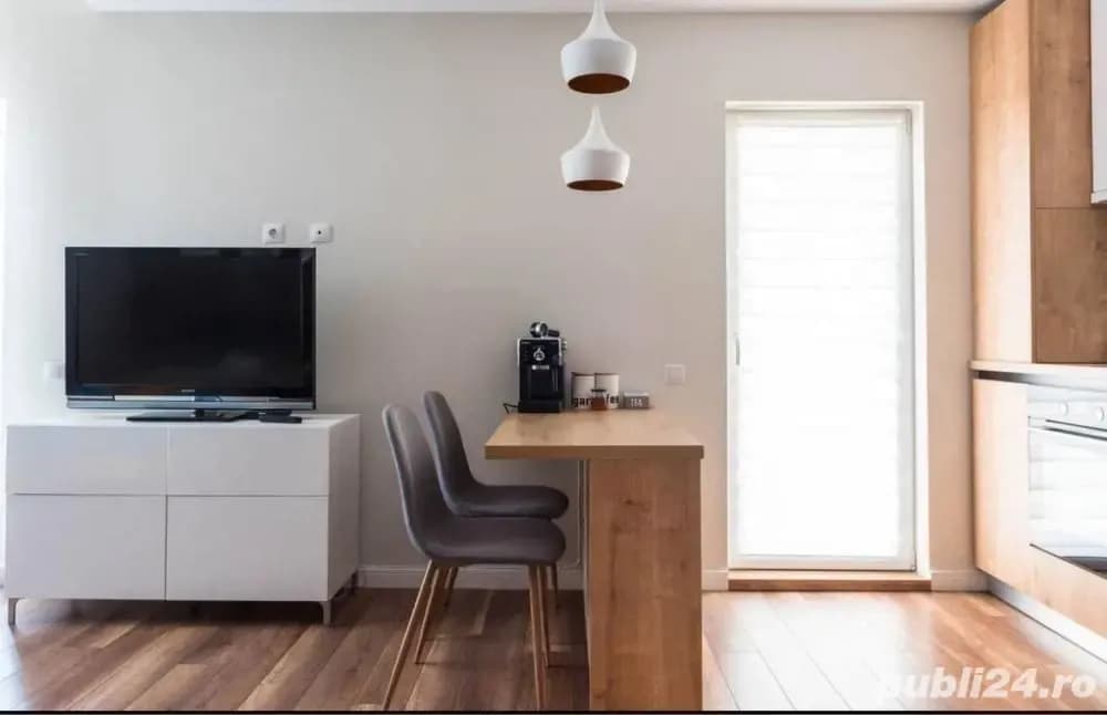 Garsoniera lujerului - imagine 1