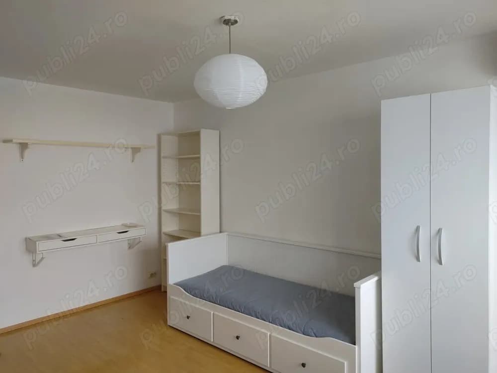 Garsoniera zona Gorjului