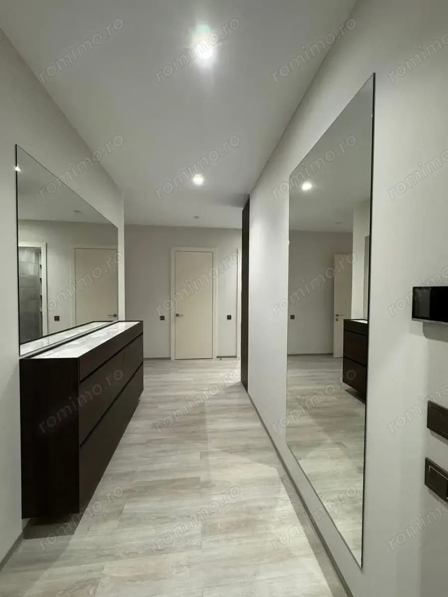 Apartament de 3 camere zona Drumul Taberei