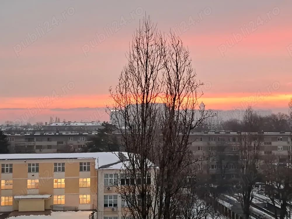 Vand apartament 3 camere  la Orizont-Drumul Taberei, la 4-7 min.de Afi si metrou, 125 110.000 EUR