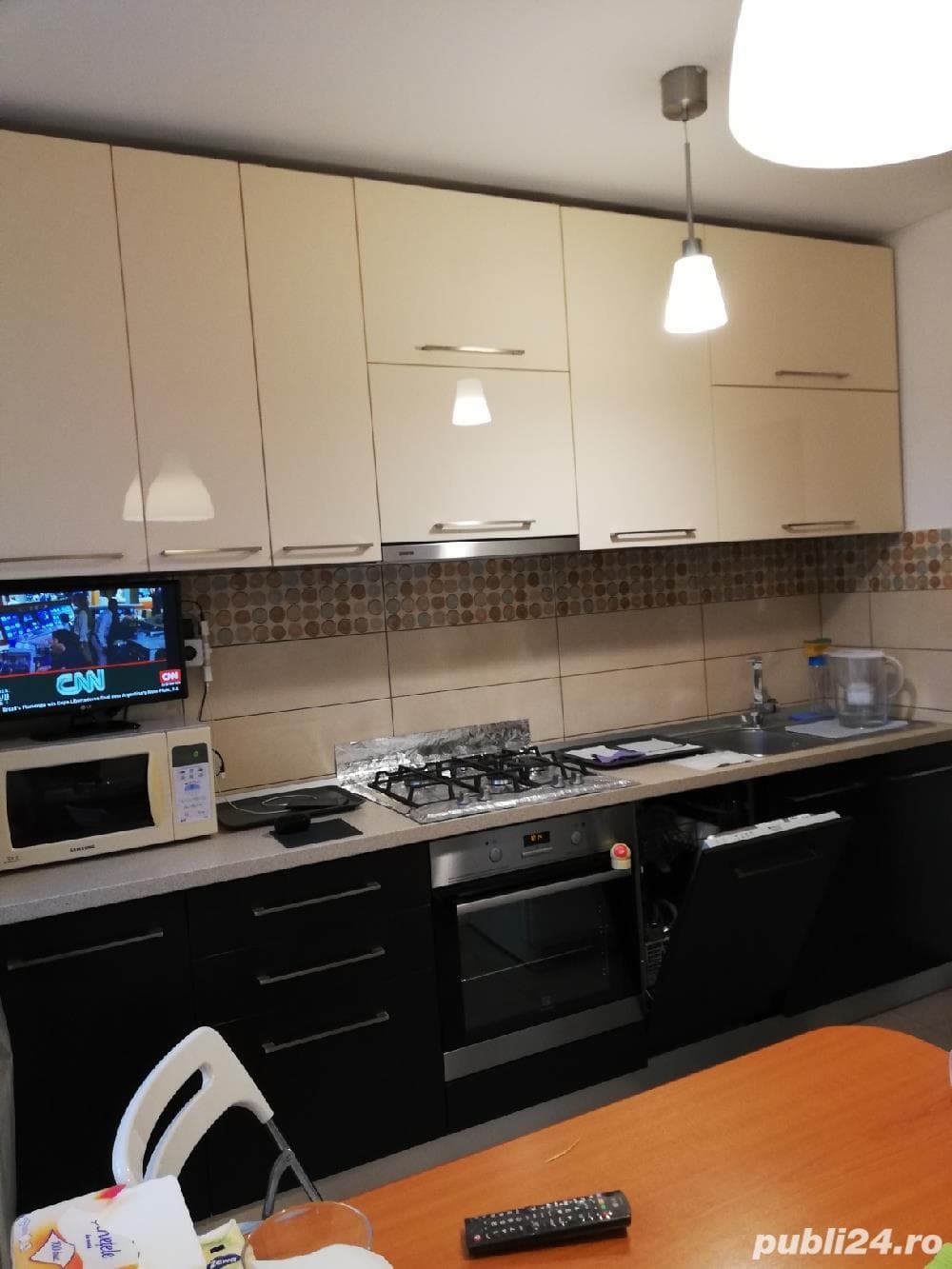 Apartament 4 camere decomandat Pacii-Gorjului-Apusului-Uverturii, COMPLEX COMERCIAL APUSULUI