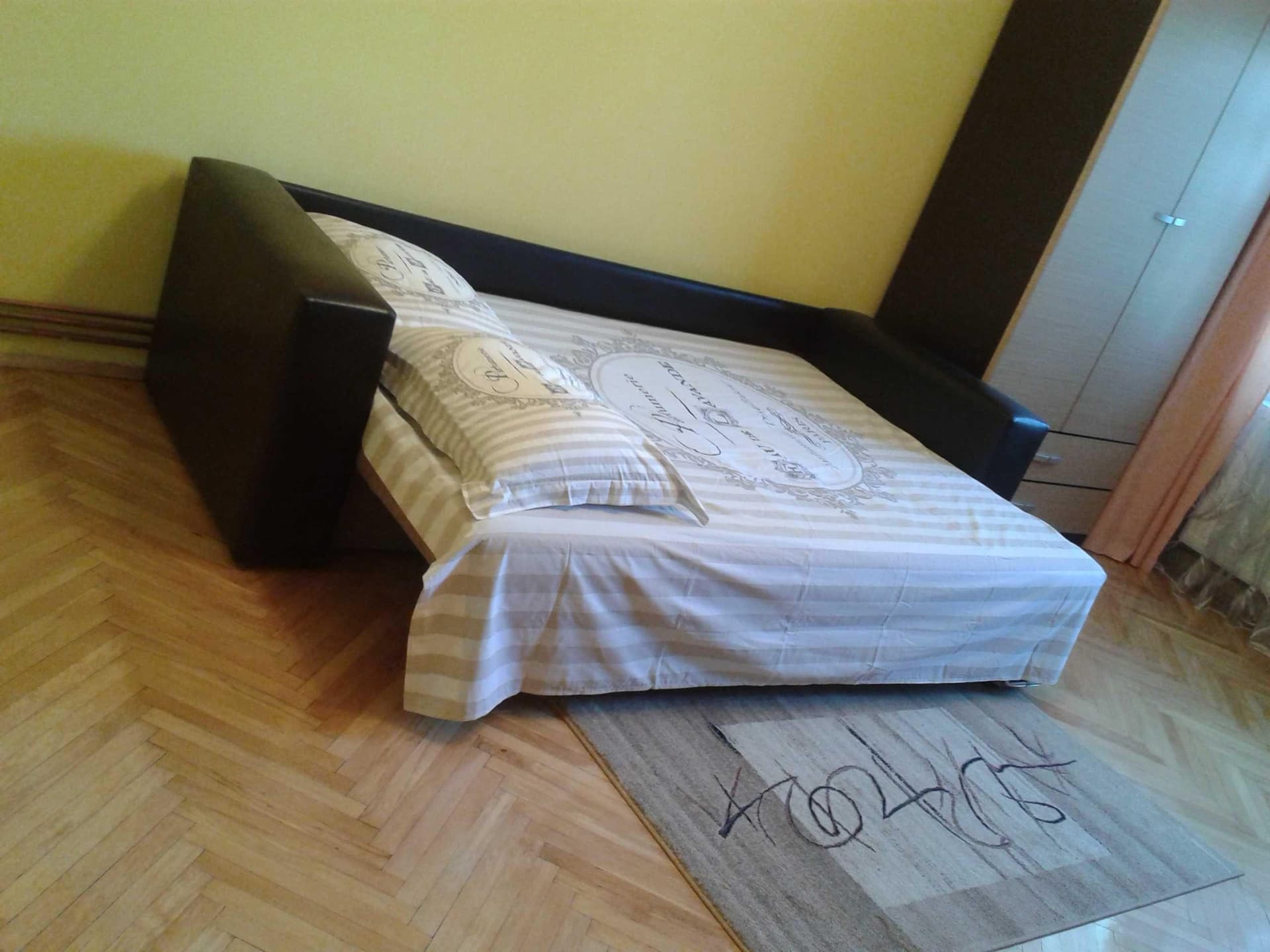 Ap. 3 camere decomandate 65 mp, 2 bai, balcon 4mp, Marasti 217000 euro - imagine 1