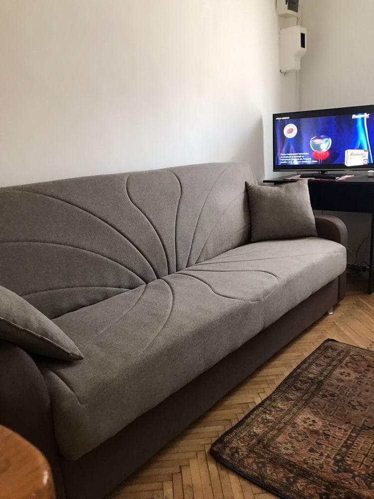 Apt cu 1 camera de inchiriat-zona centrala