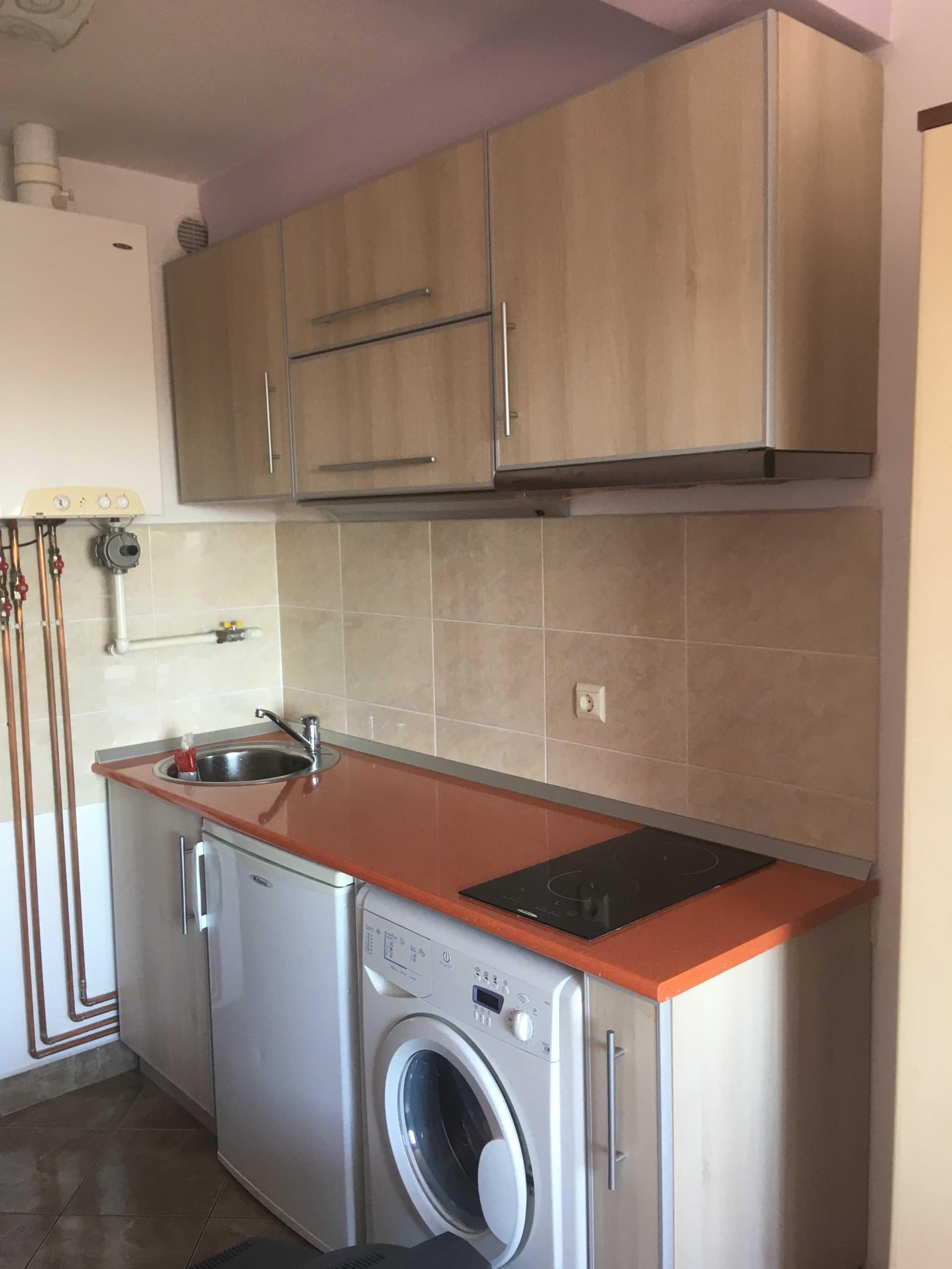 Garsoniera de inchiriat - imagine 1