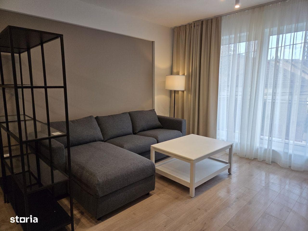 Apatament modern central zona Platinia - imagine 1