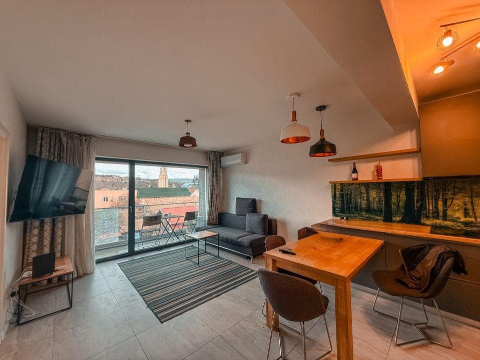 Apartament de inchiriat 2 camere , parcare inclusa - imagine 1