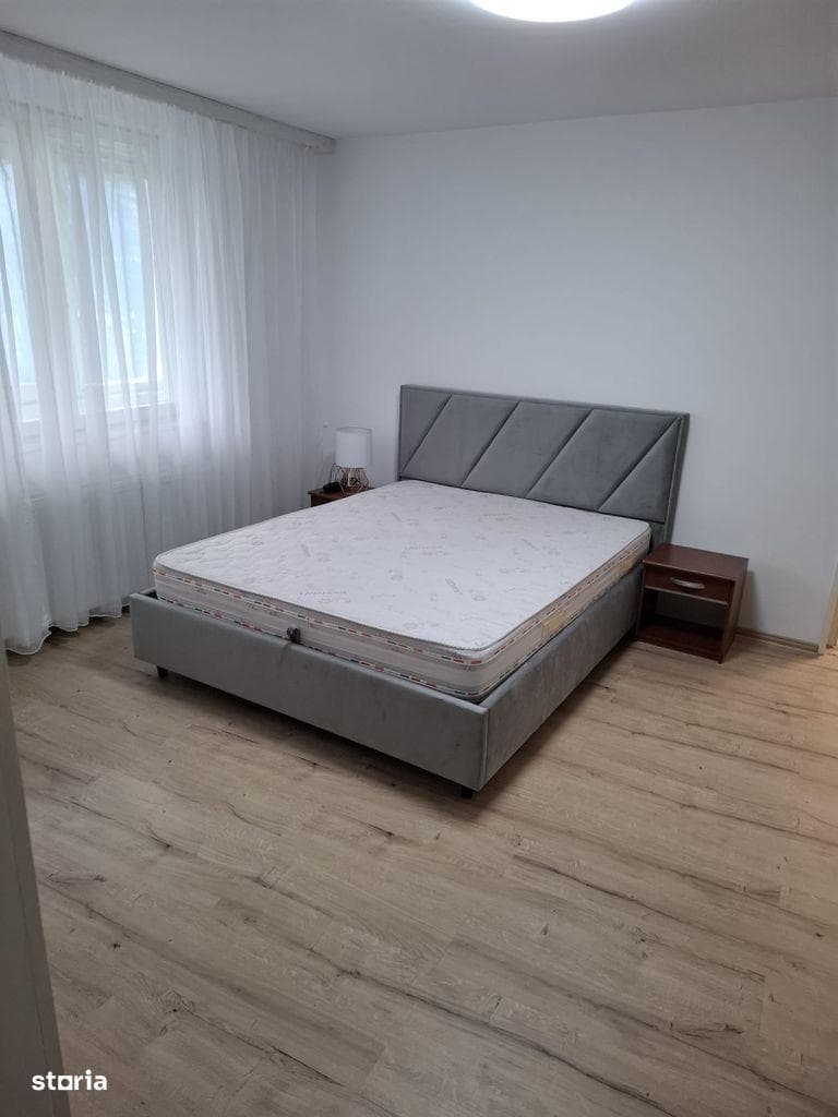 Apartament renovat astra brasov 2 camere semidecomandat