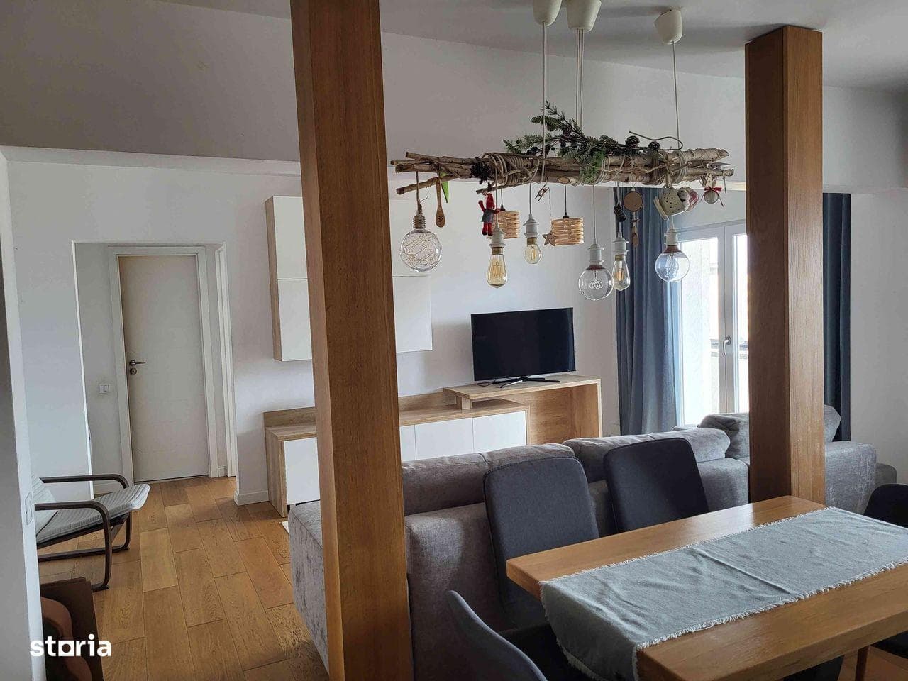 Apartament 3 camere, open space, luminos, vedere munți si Tâmpa. - imagine 1