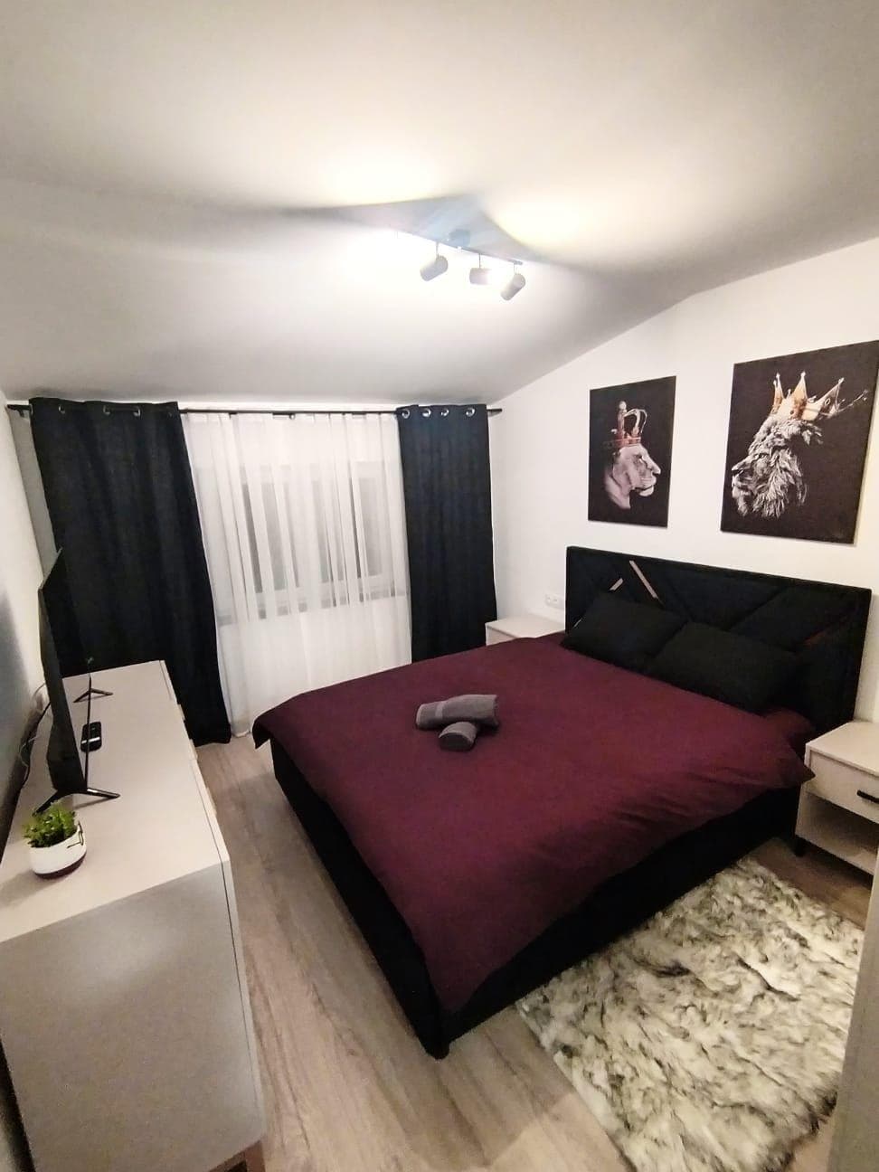 Apartament 3 camere de inchiriat