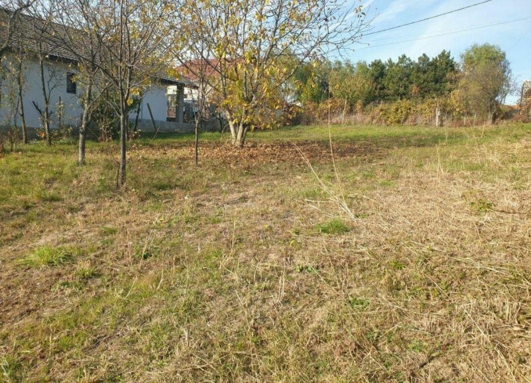 Teren Intravilan 780 mp Zona Dealuri