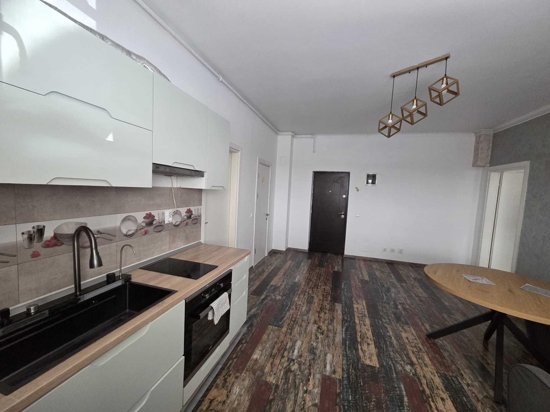 Vand apartament 3 camere Militari Residence - imagine 1