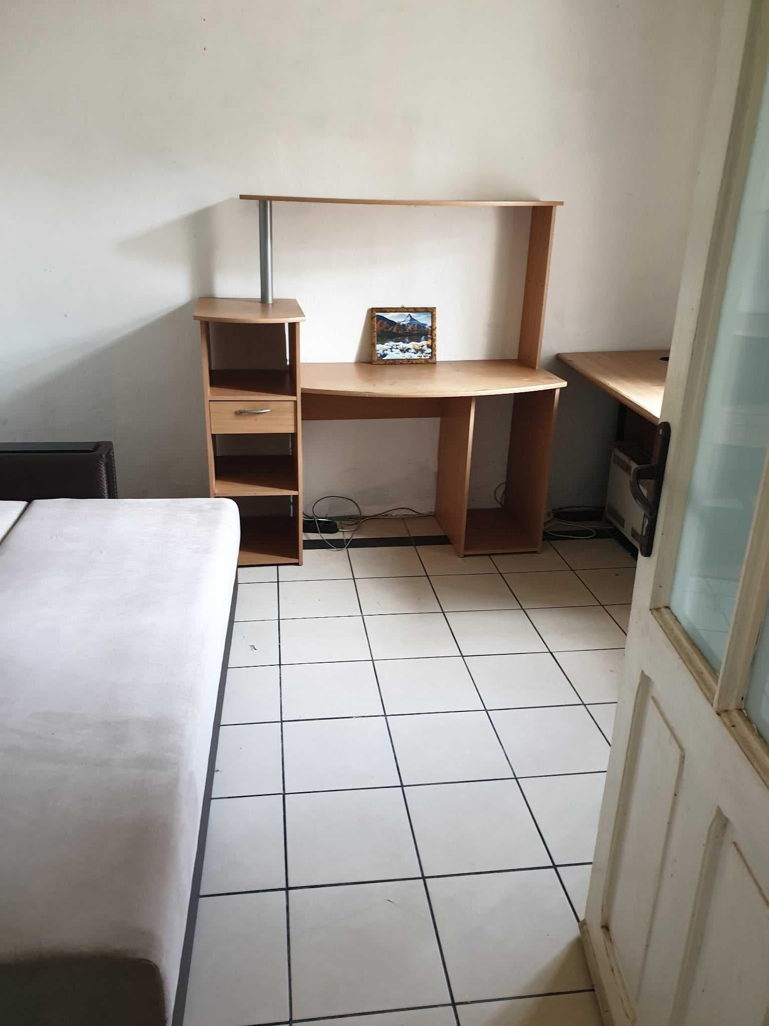 Inchiriez camera in vila - imagine 1