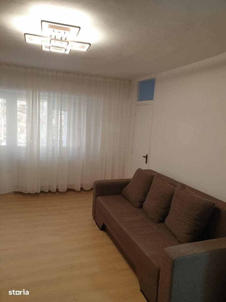 Garsoniera metrou Crangasi - imagine 1
