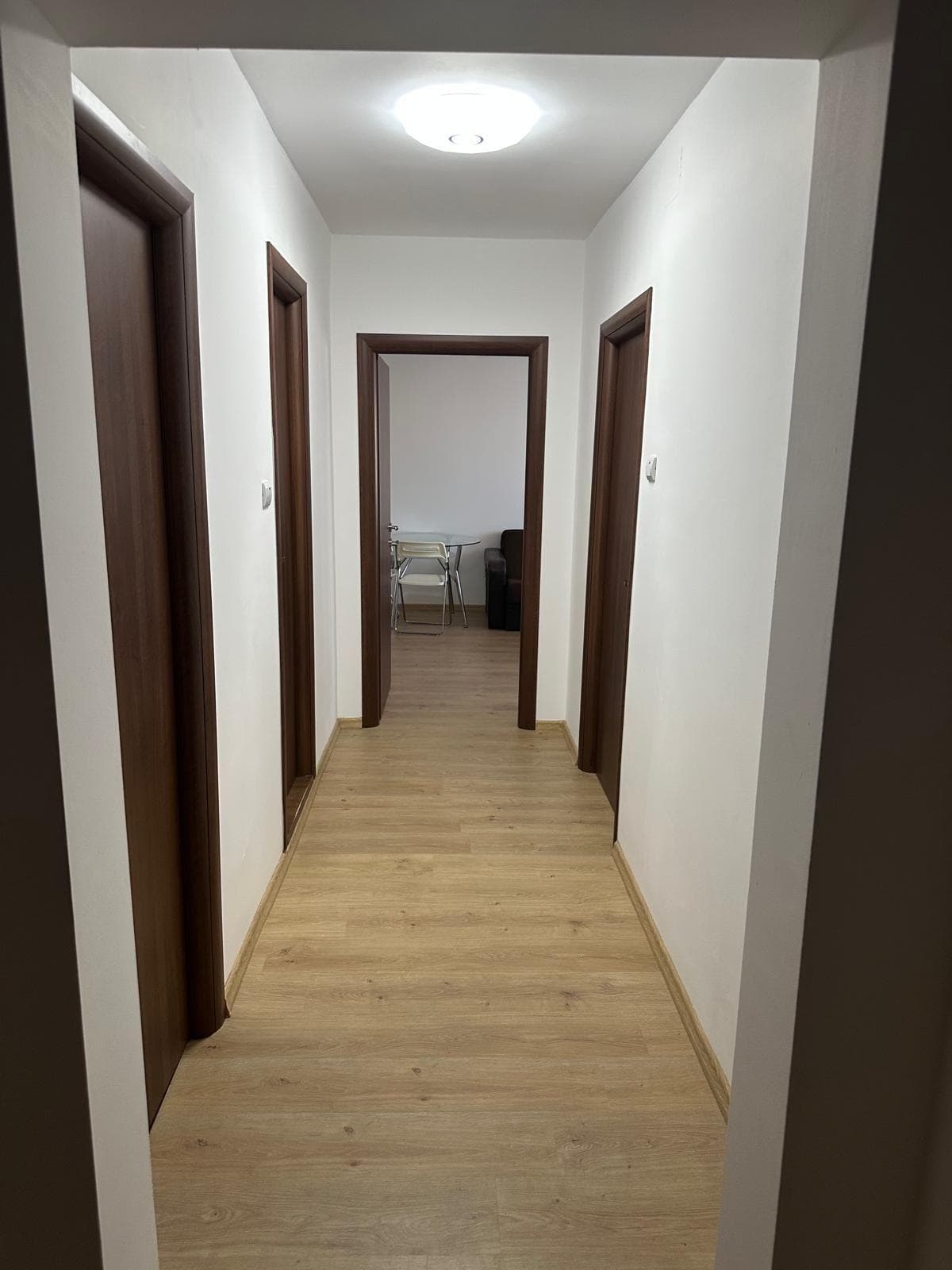 Apartament 2 camere de inchiriat