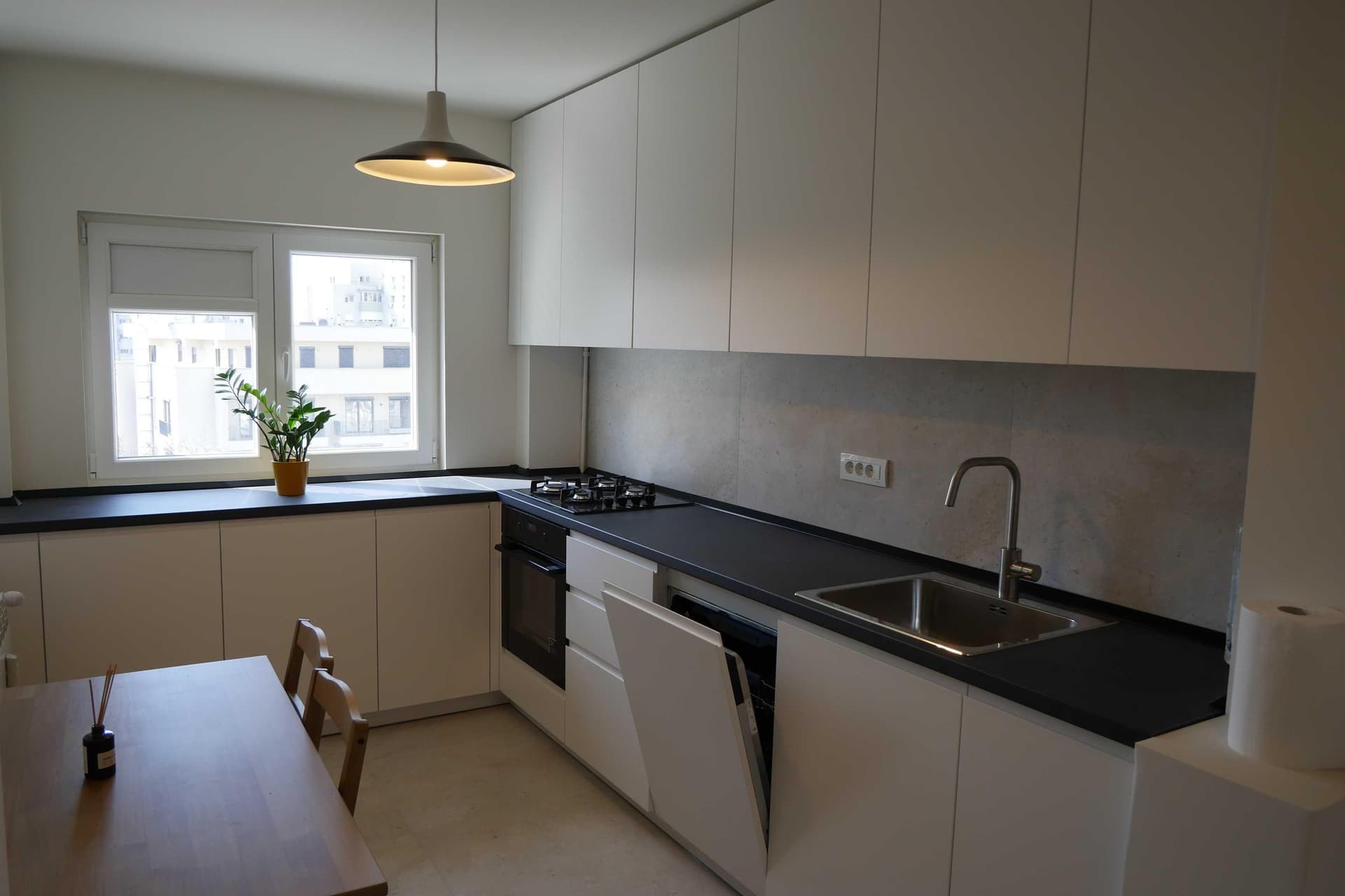 Apartament 4 camere | semi-mobilat | Doctor Felix - Victoriei - imagine 1