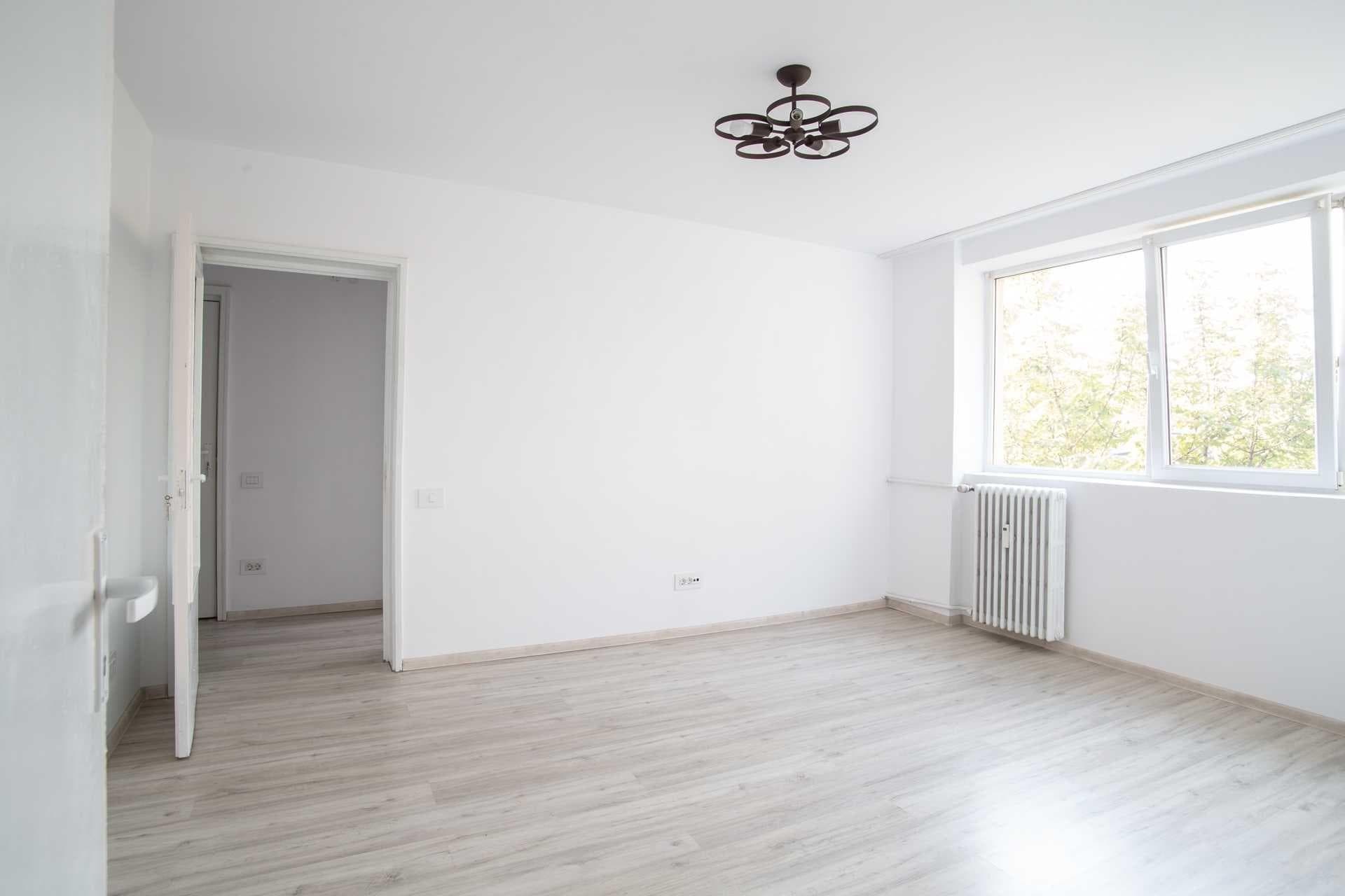 INCHIRIERE - Apt 3 camere, StefanCelMare, nr 25