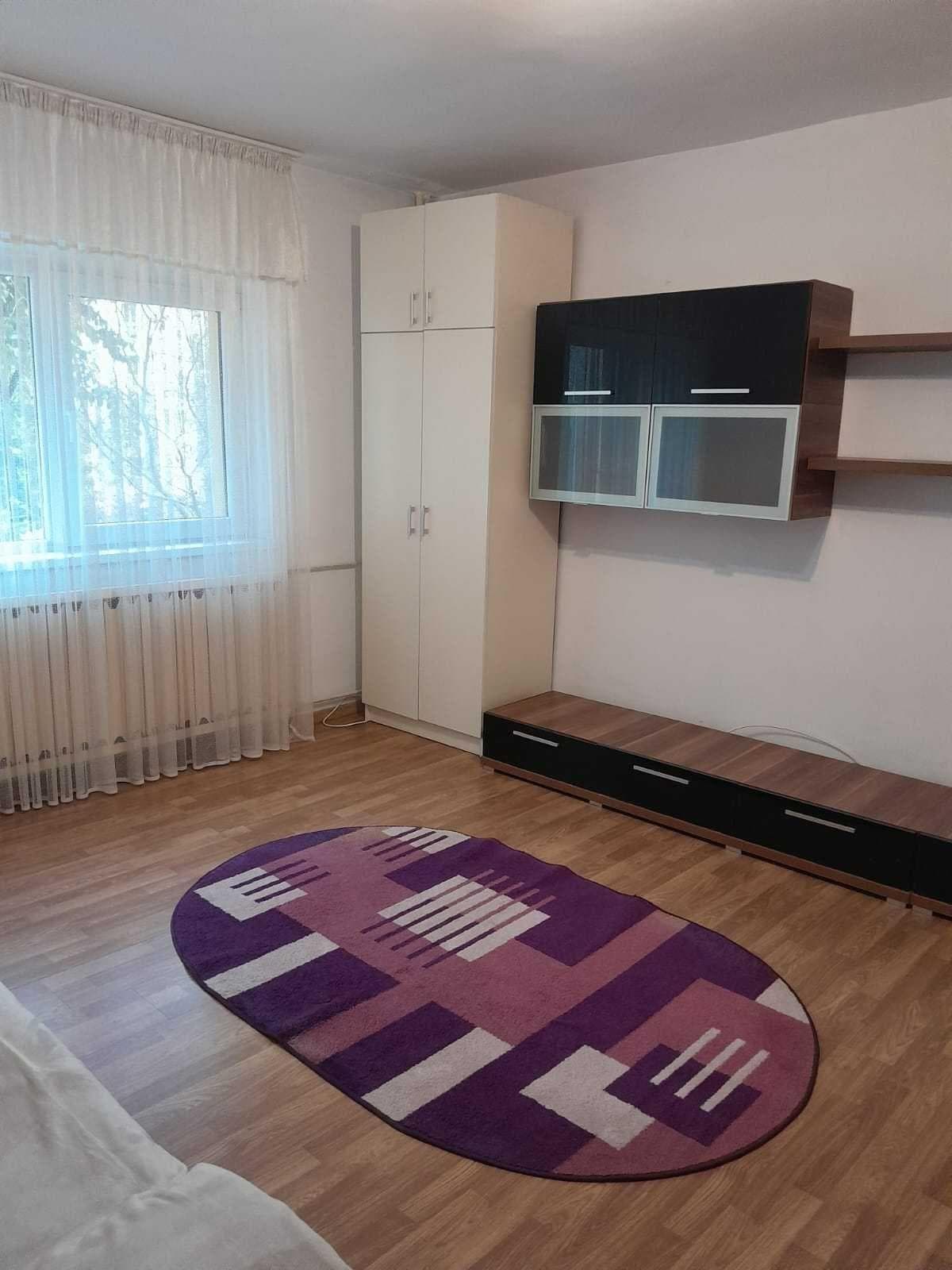 Închiriere Apartament 3camere,etaj 1,bloc reabilitat-DIRECT PROPRIETAR