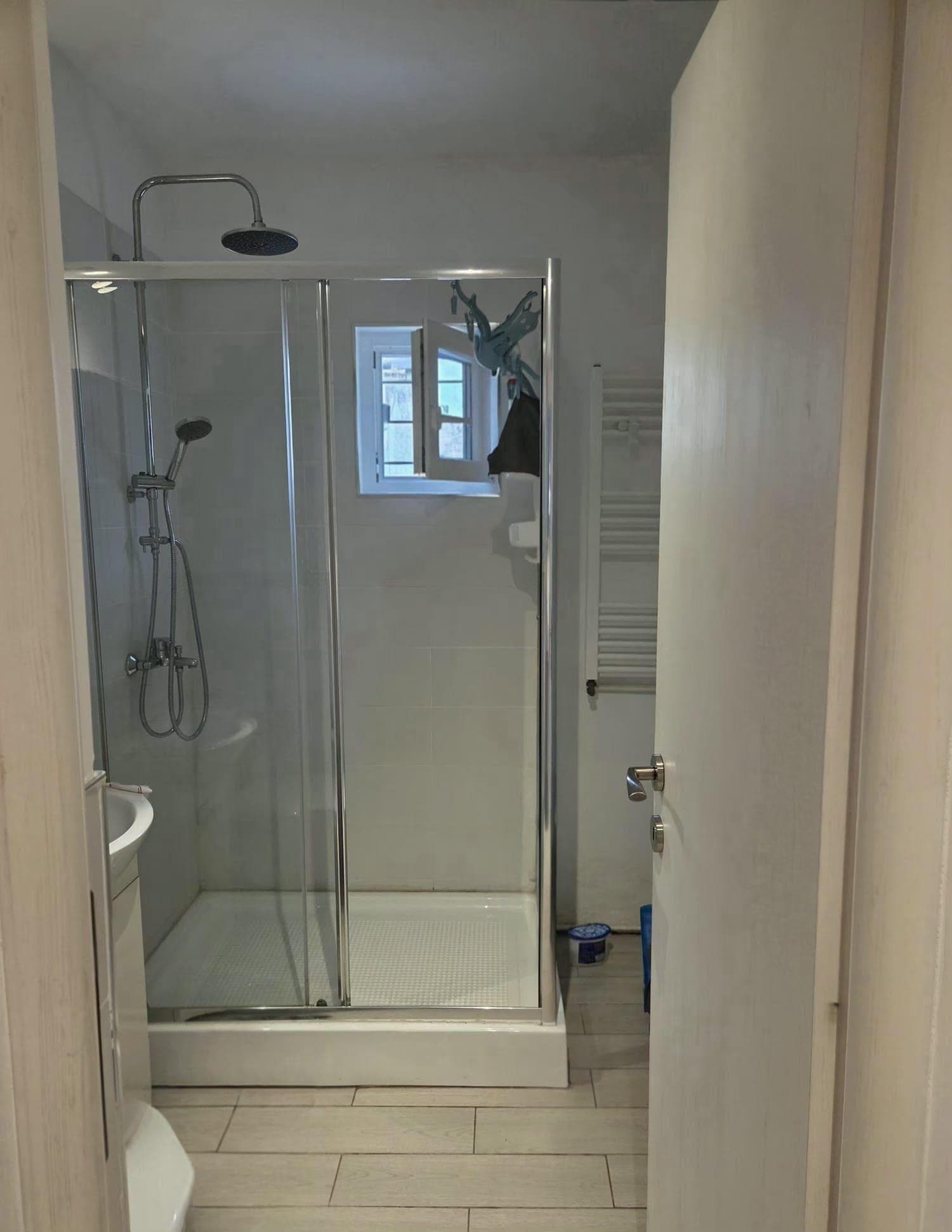 Apartament 3 camere de vânzare moșilor - imagine 1