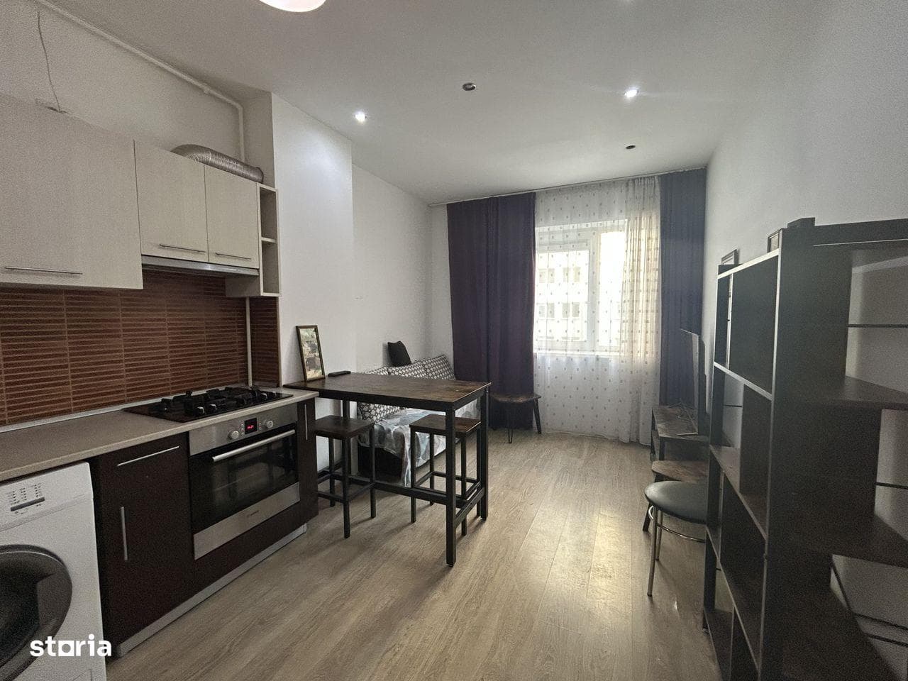 Studio dublu 70.000€ Bloc Nou (dispune de loc de parcare) - imagine 1