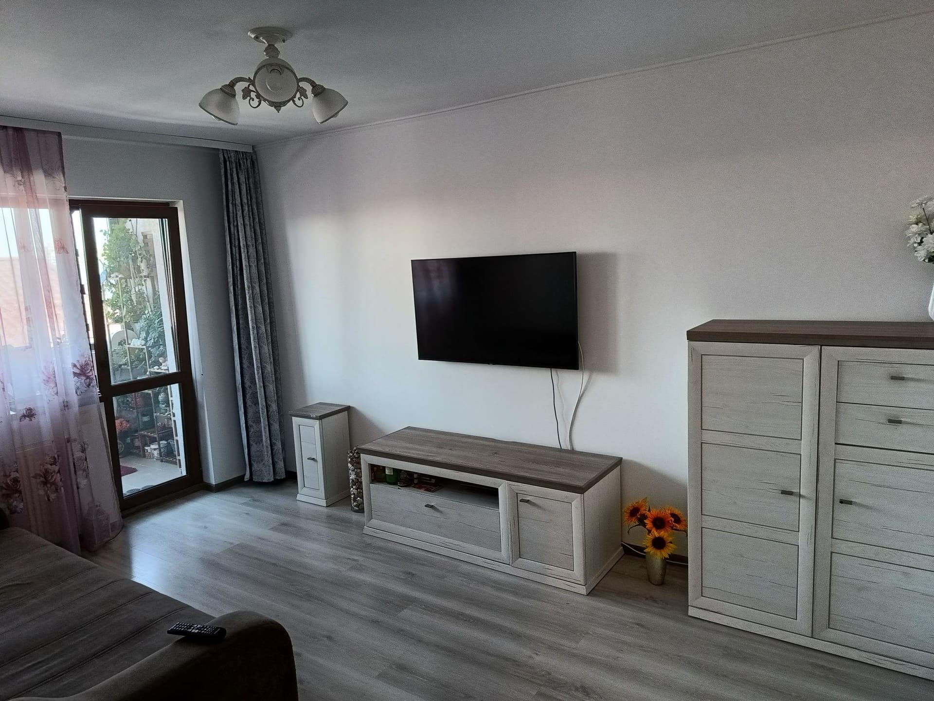 Apartament 2 camere decomandat - imagine 1