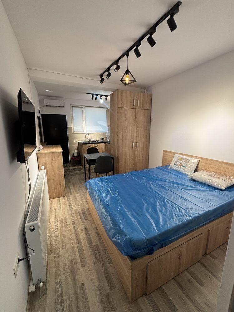 Indisponibil s-a inchiriat