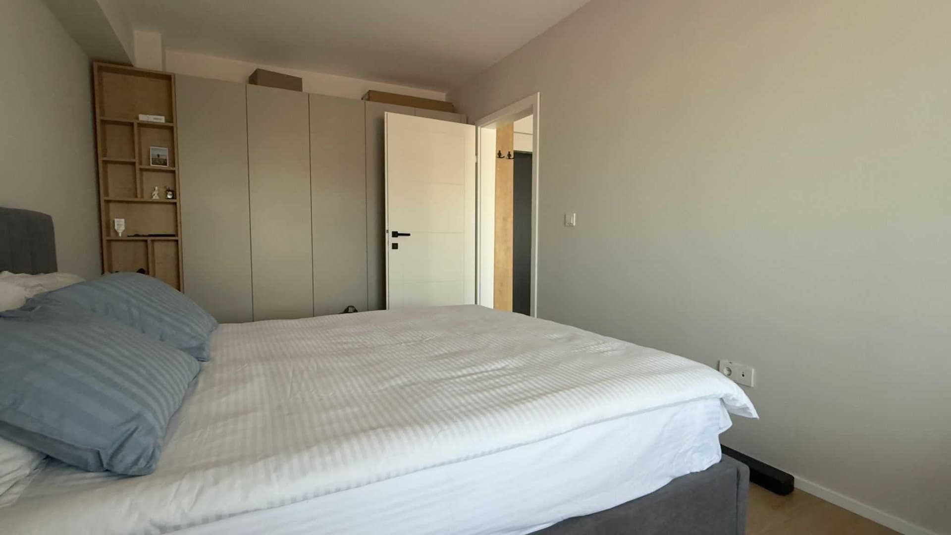 PF - Vand apartament 2 camere! - imagine 6
