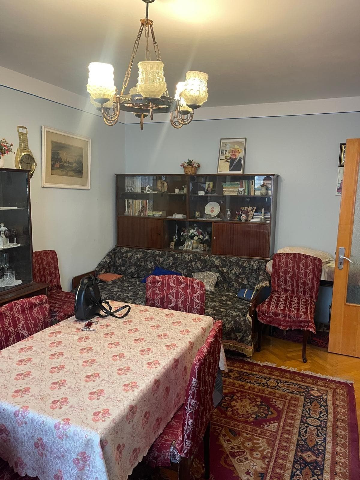 Apartament 2 camere si garaj cu 2 locuri de parcare - imagine 1