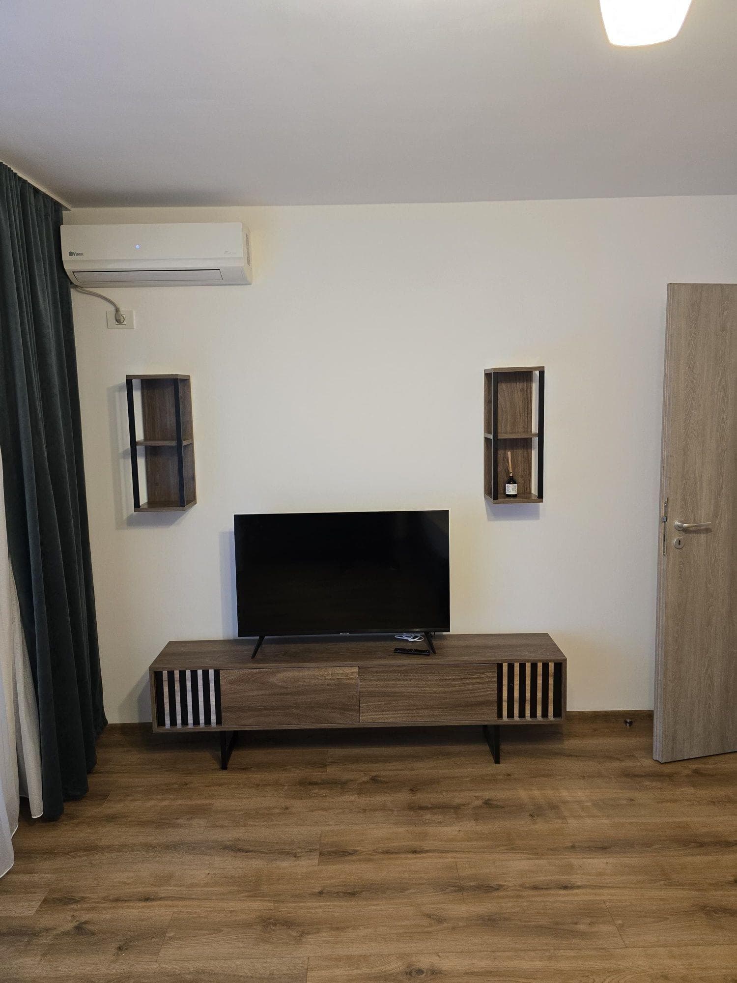 De închiriat Garsoniera Popesti Leordeni - imagine 1