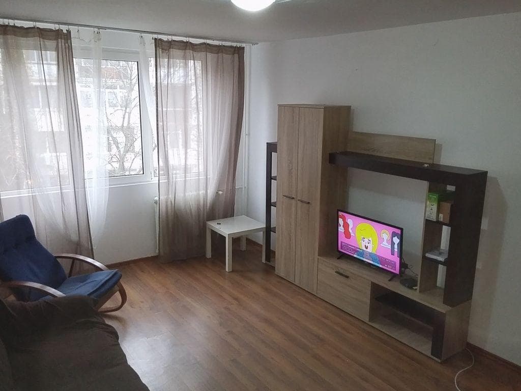 De inchiriat 2 cam decomandat 3/4 Dr.Gazarului