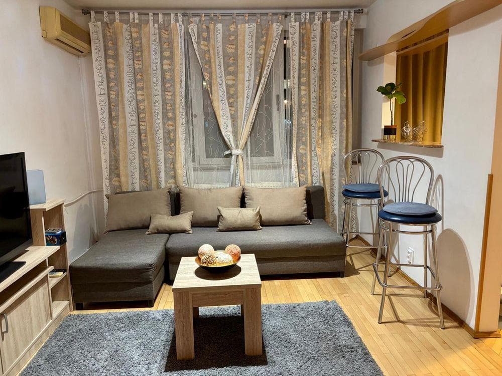 Inchiriez apartament 2 camere Unirii-Cantemir