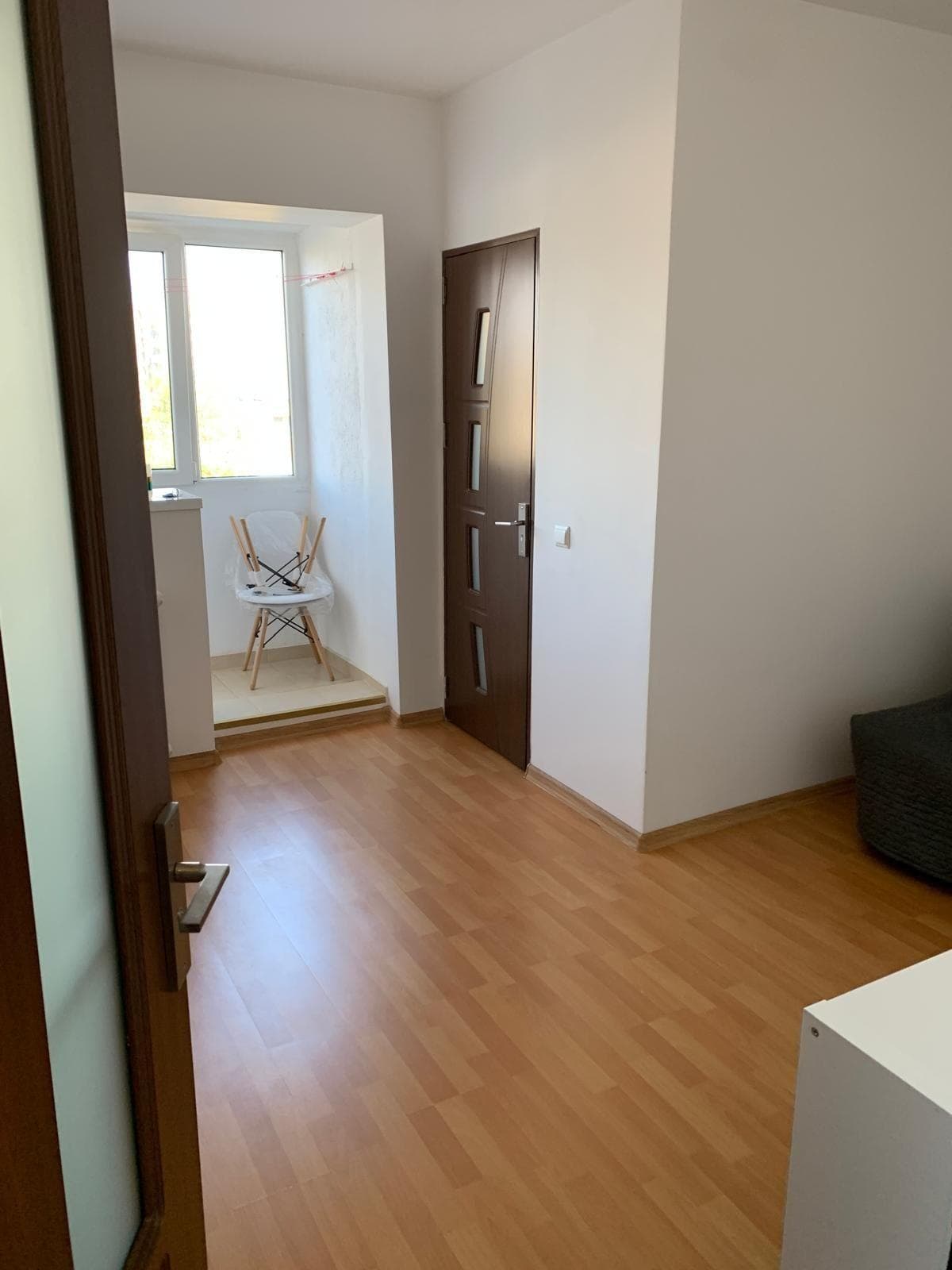 Inchiriez garsoniera Rahova - imagine 1