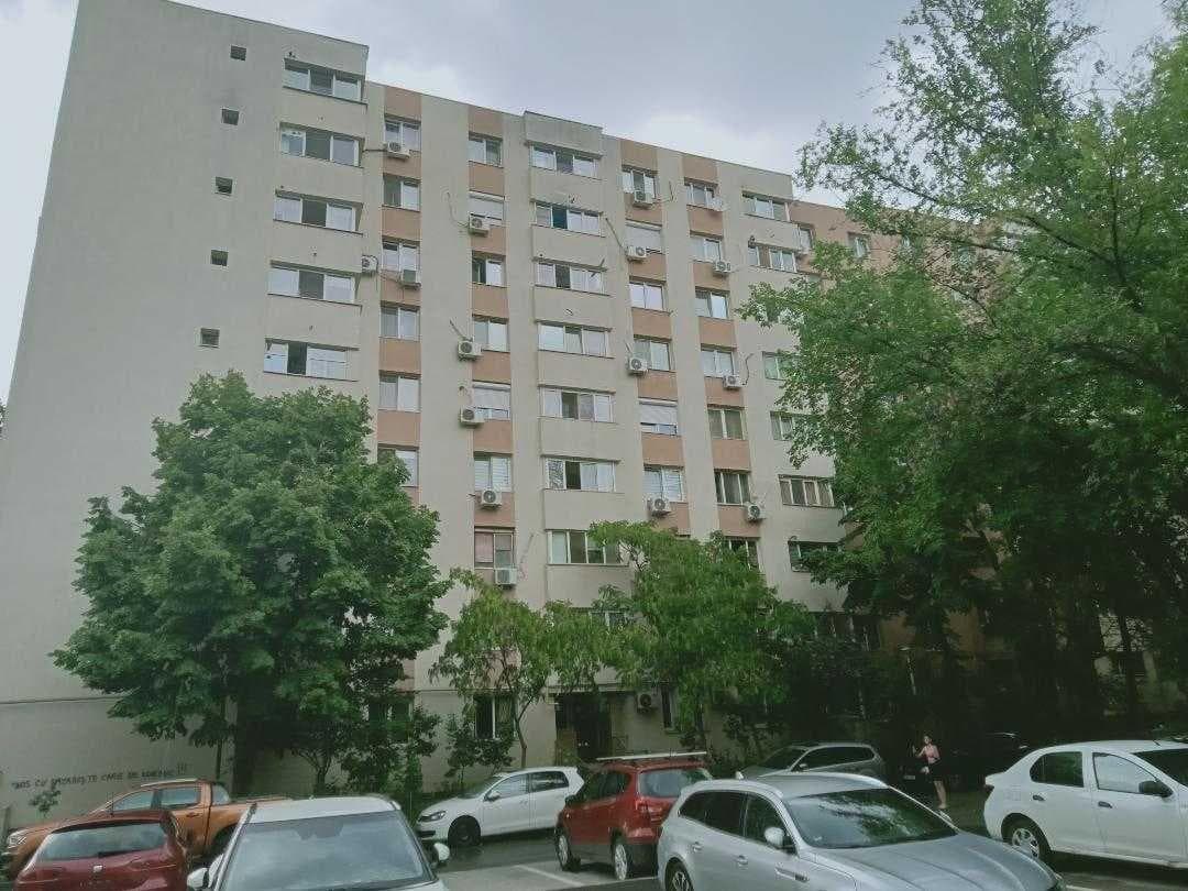 Ap. 3 Camere (zona Crangasi-- Pod Grand). - imagine 1