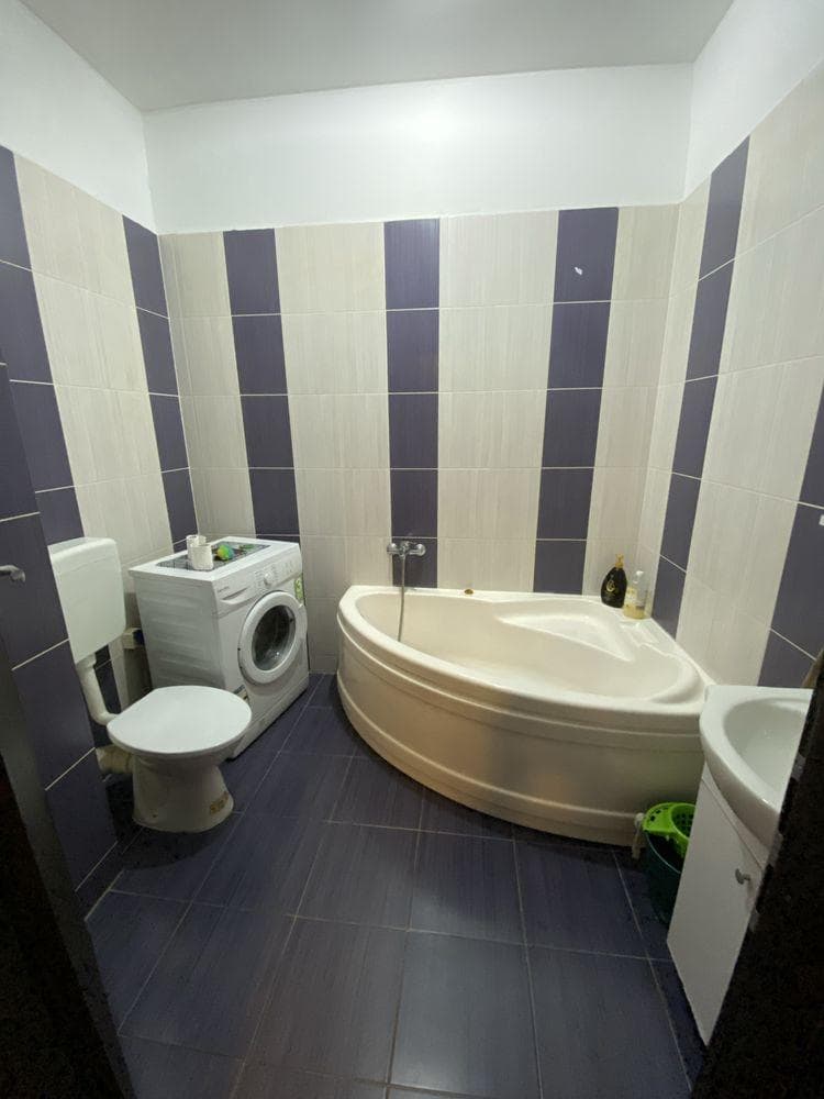 Inchiriez Garsoniera Militari residence - ZERO comision