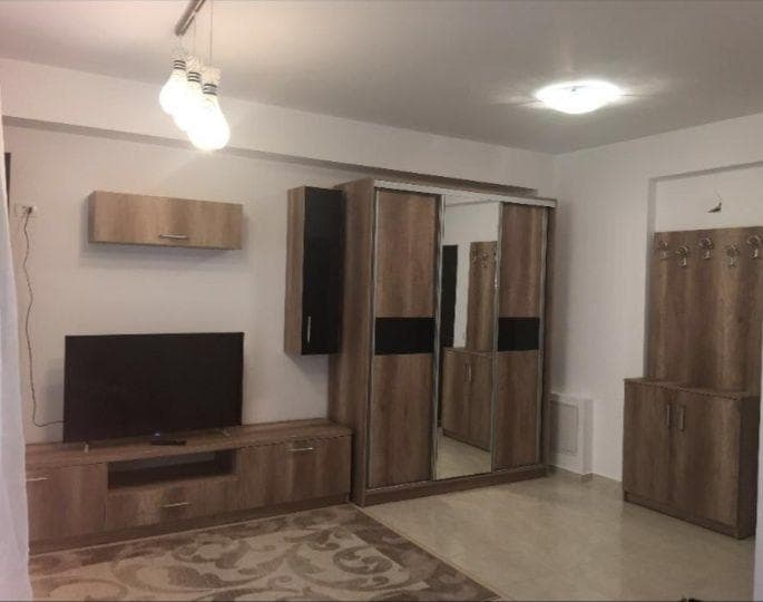 Garsoniera militari proprietar