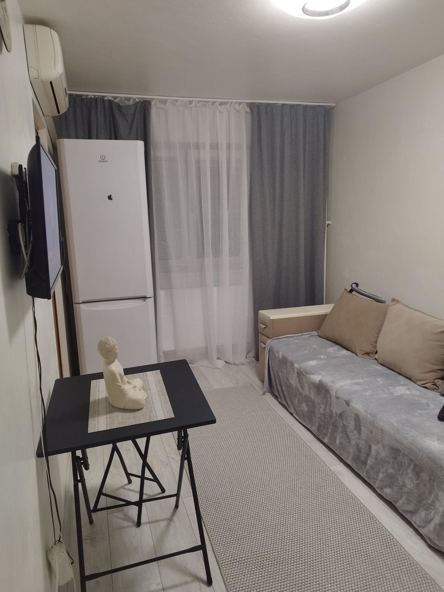 Garsonieră de închiriat