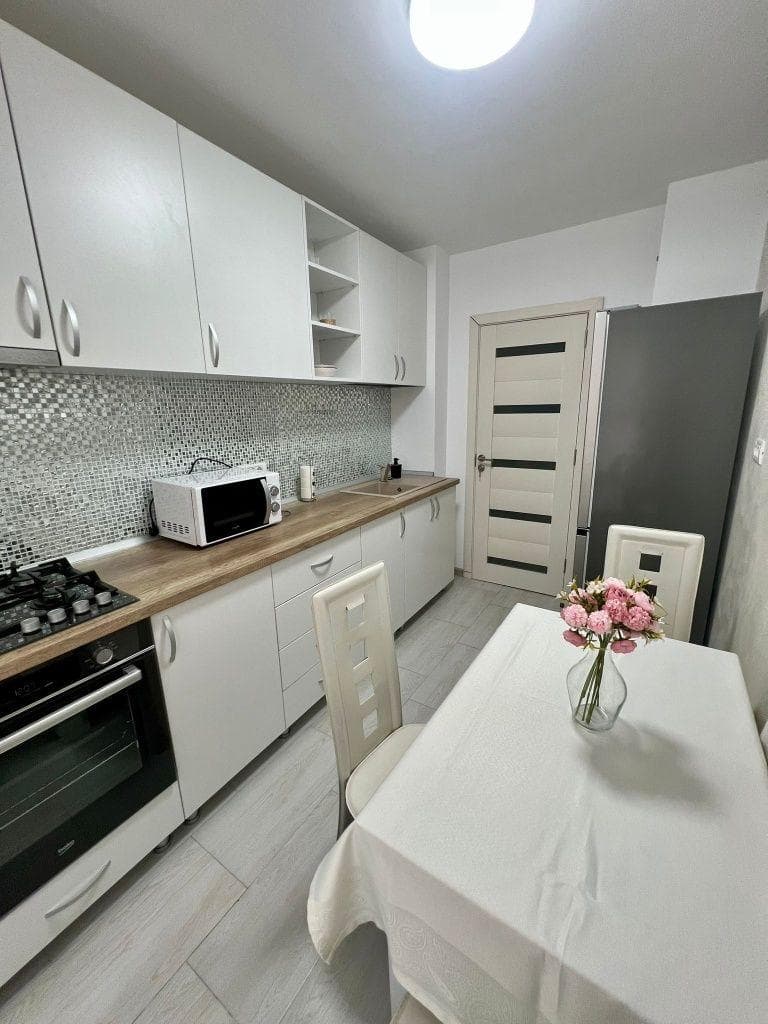 Apartament 2 camere închiriez