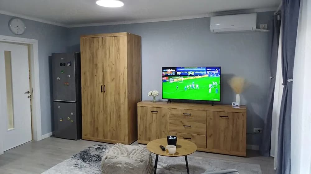 Proprietar, inchiriez garsoniera zona Baneasa - imagine 1