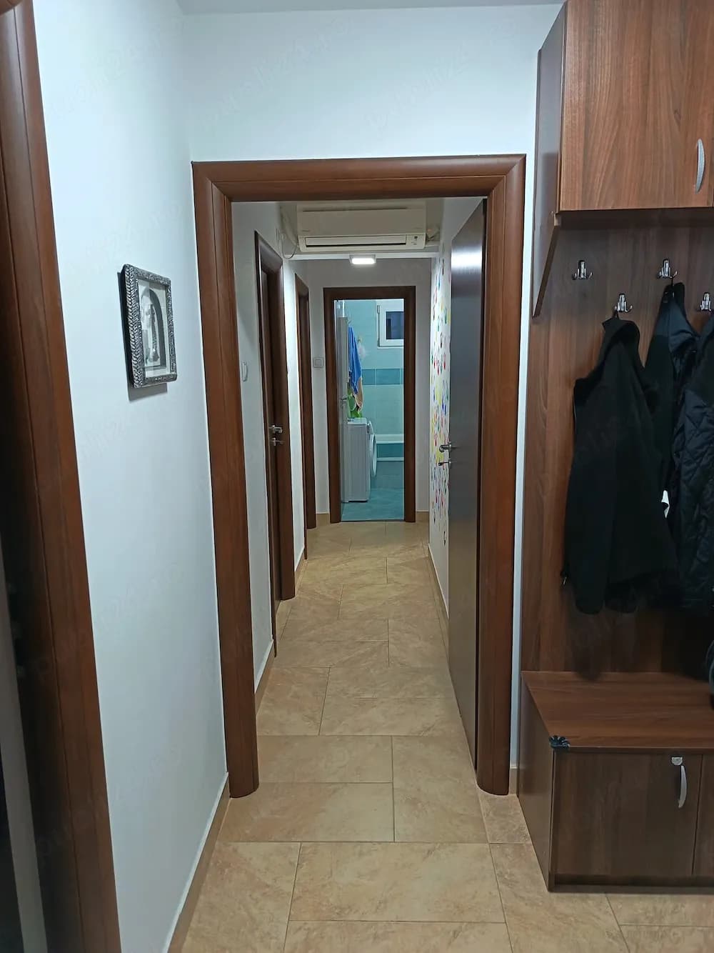 Apartament 4 camere, decomandat, 75 mp, Calea Grivitei, iesire metrou, fara risc seismic - imagine 1