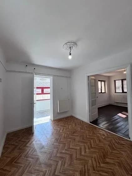 Casa Vatra Luminoasa - imagine 1