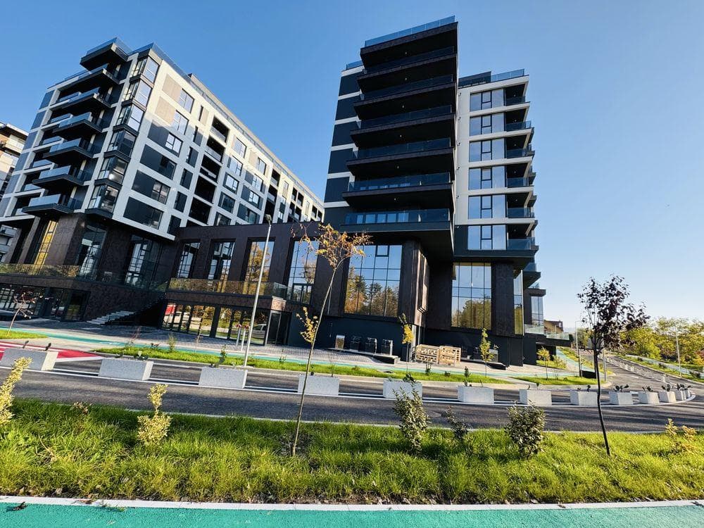 Vand apartament Sopor 1-3, Gheorgheni, Baza sportiva