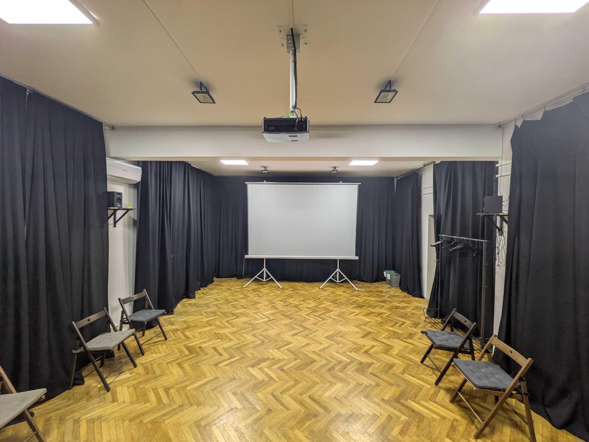 Închiriere săli curs workshop evenimente Piața Iancului - imagine 1