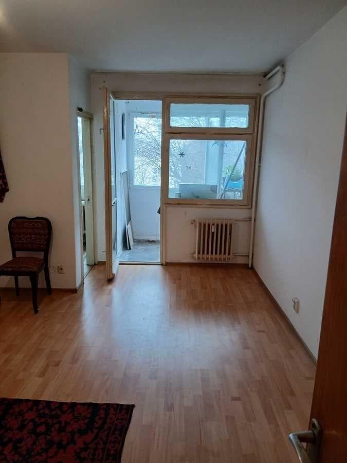 Garsoniera langa Aparatorii Patriei