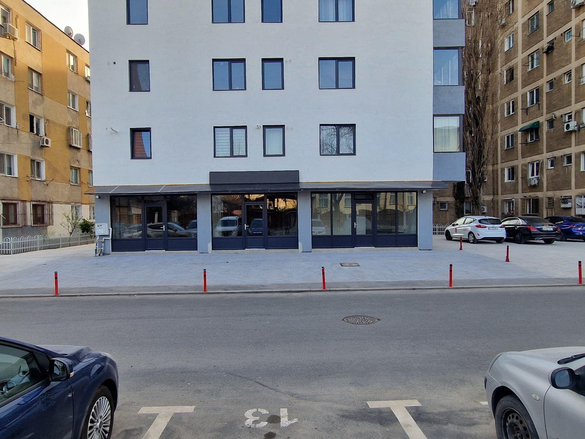 De inchiriat spatiu comercial