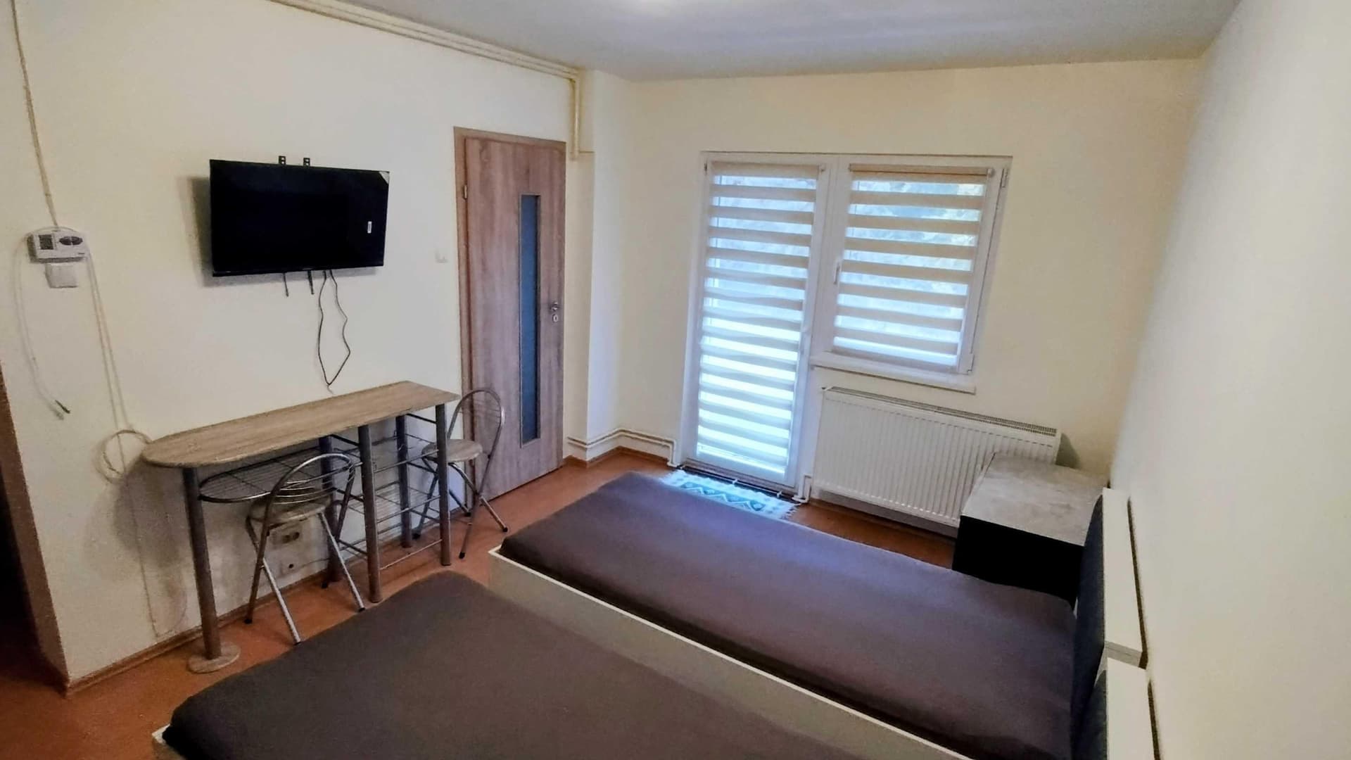 Garsoniera de închiriat