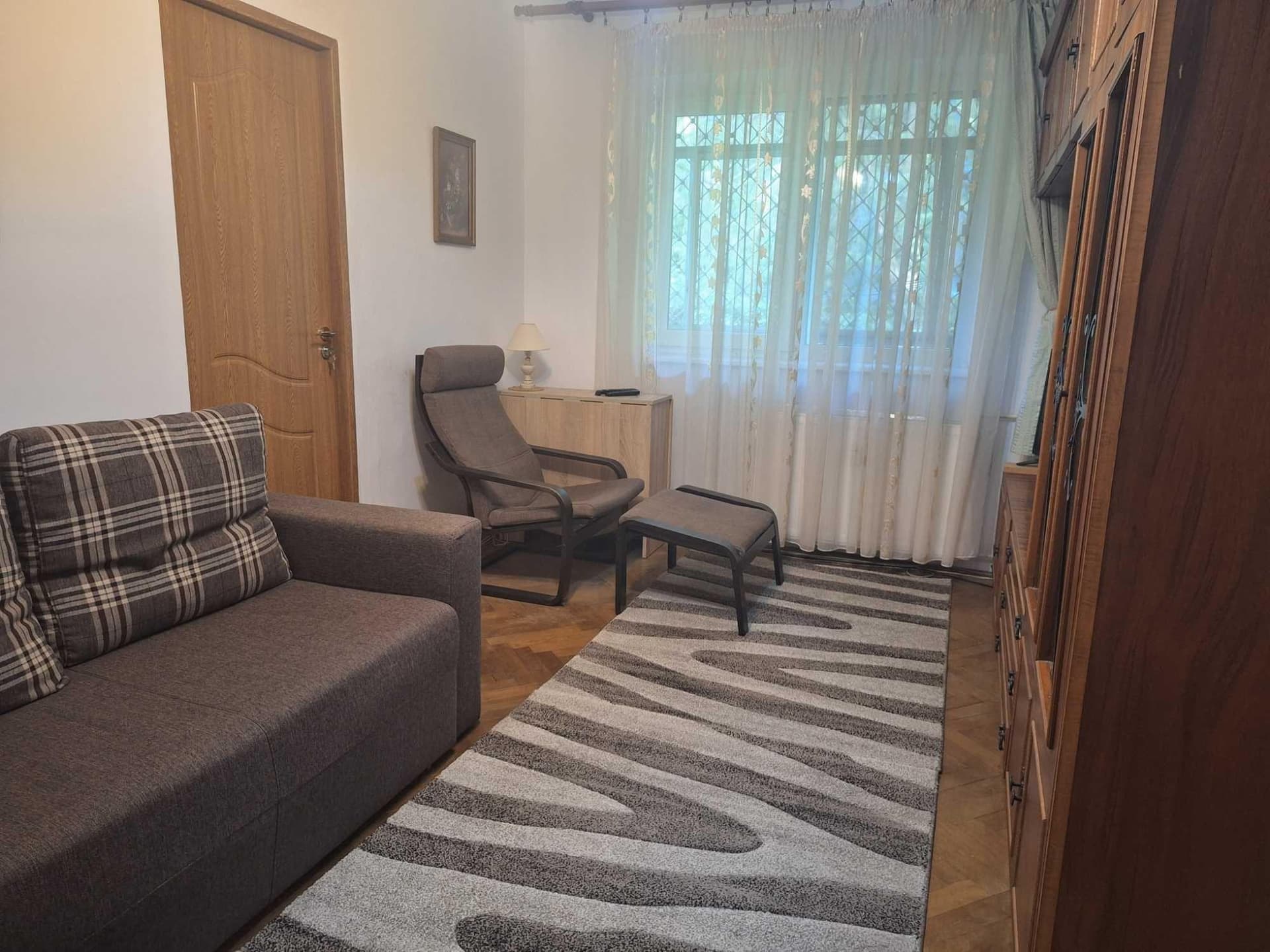 Apartament 2 camere in Ploiesti, Cartier Vest, zona Lamaita