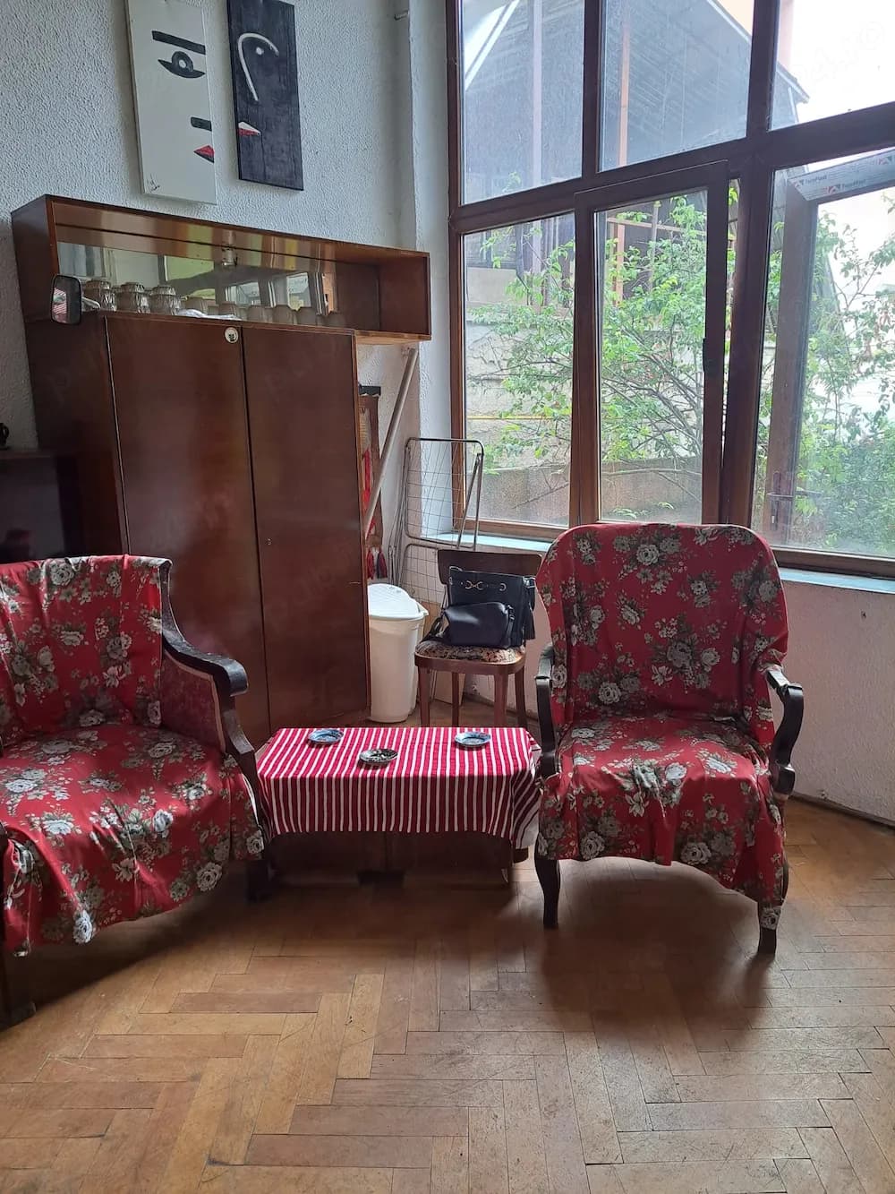 Ap 2 camere de inchiriat centru 400 euro