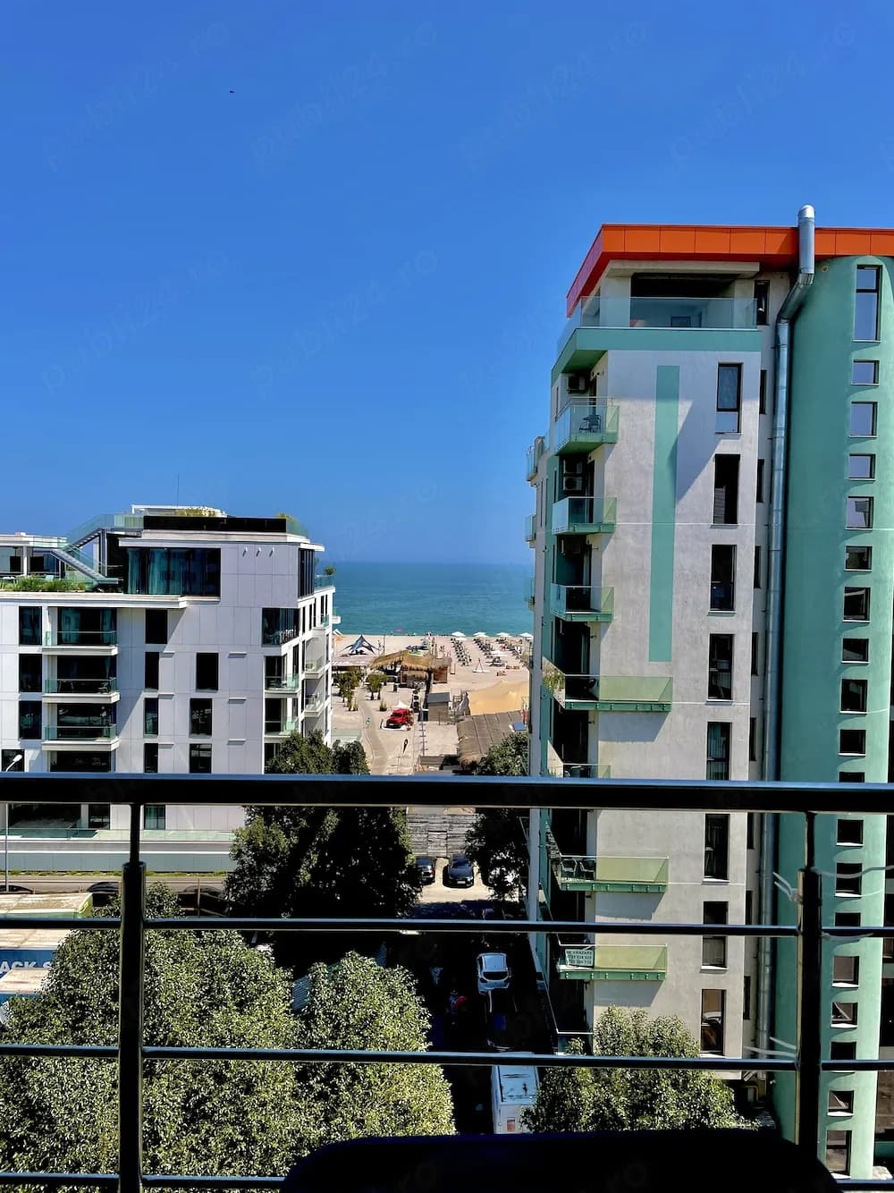 Închiriez apartament două camere