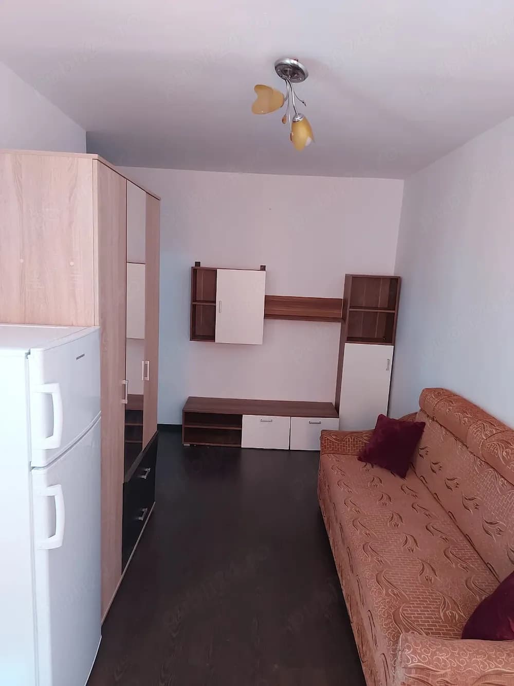 Inchiriez garsoniera in Ploiesti - imagine 1